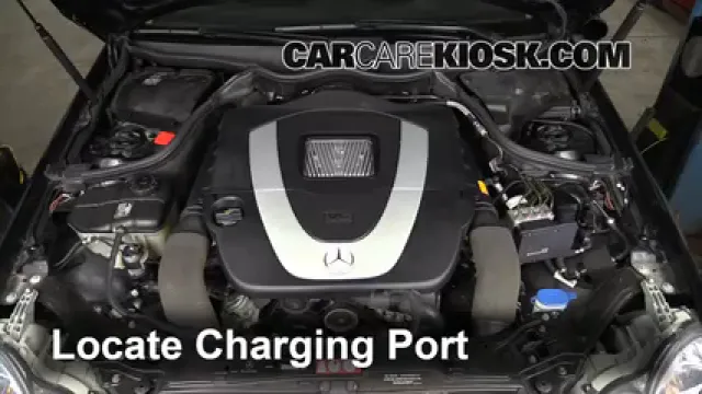 2006 Mercedes-Benz CLK350 3.5L V6 Convertible (2 Door) Climatisation Ajouter du réfrigérant